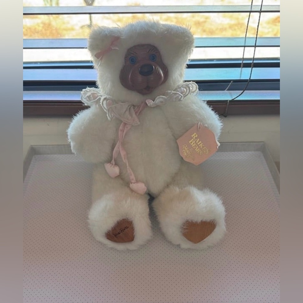 Robert Raikes Bear Sophie